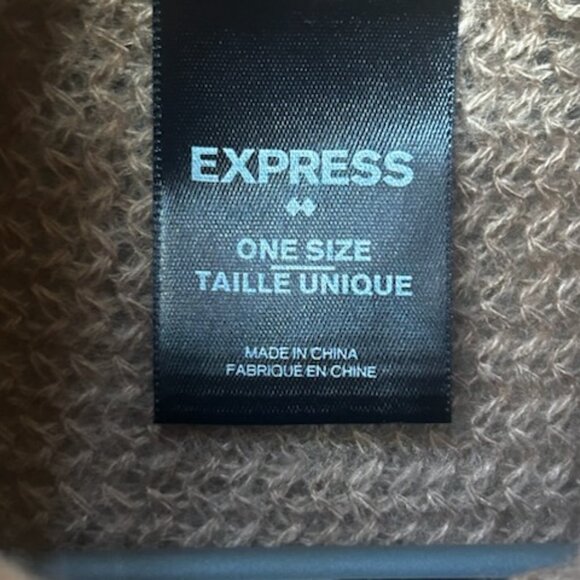 NWOT Express Oversized Very Soft Camel Brown Poncho Sweater Shawl - Picture 3 of 7